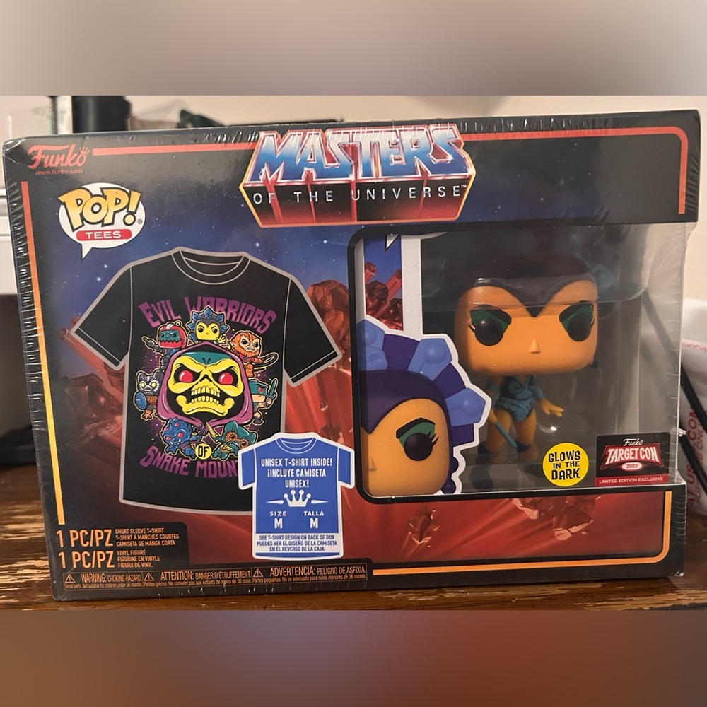 New Sealed Funko Pop Evil Lynn POP! And Tshirt Medium Tee boxed set
